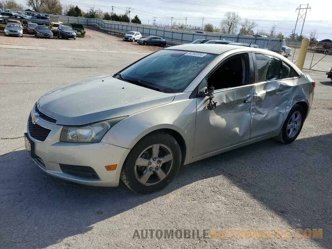 1G1PC5SB8D7303521 CHEVROLET CRUZE 2013