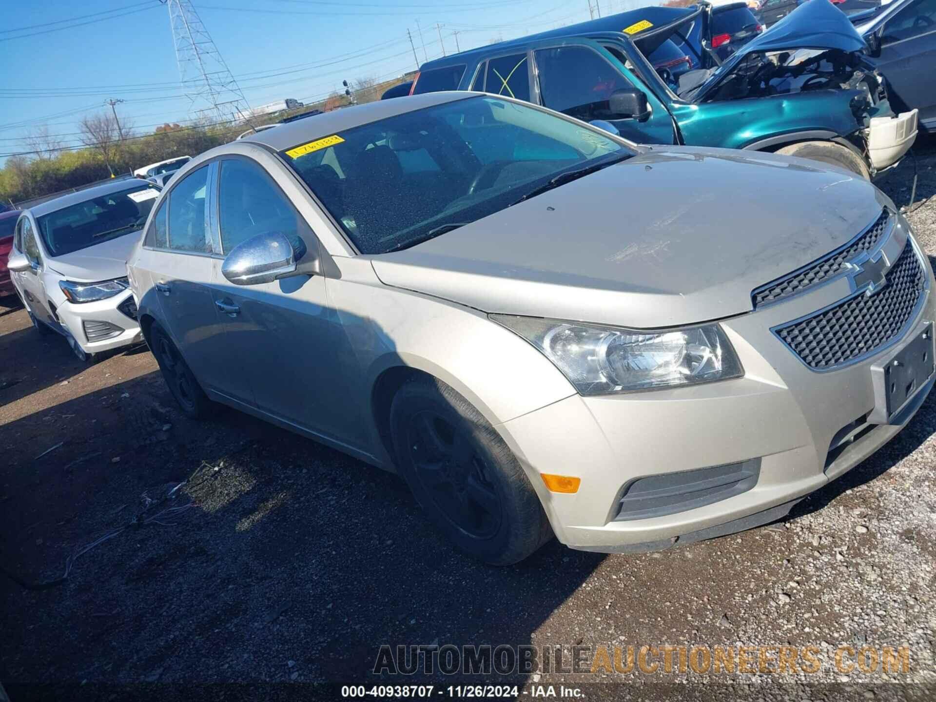 1G1PC5SB8E7176089 CHEVROLET CRUZE 2014