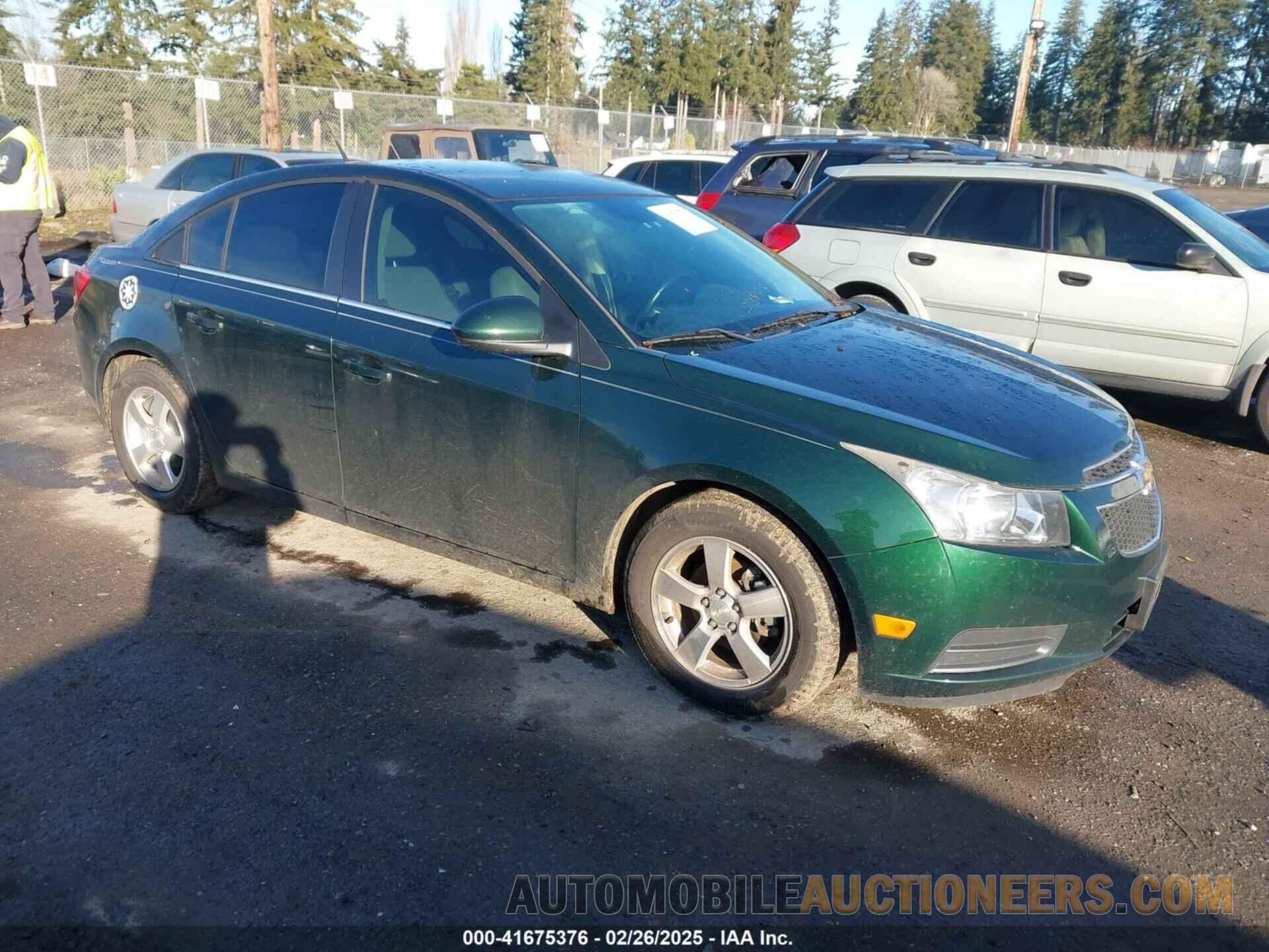 1G1PC5SB8E7182474 CHEVROLET CRUZE 2014