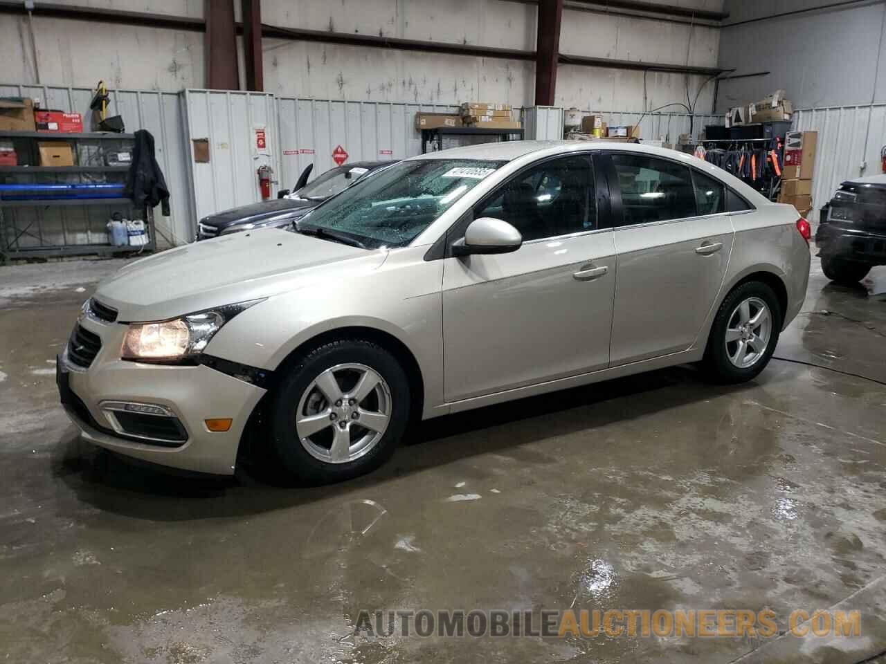 1G1PC5SB8F7287985 CHEVROLET CRUZE 2015