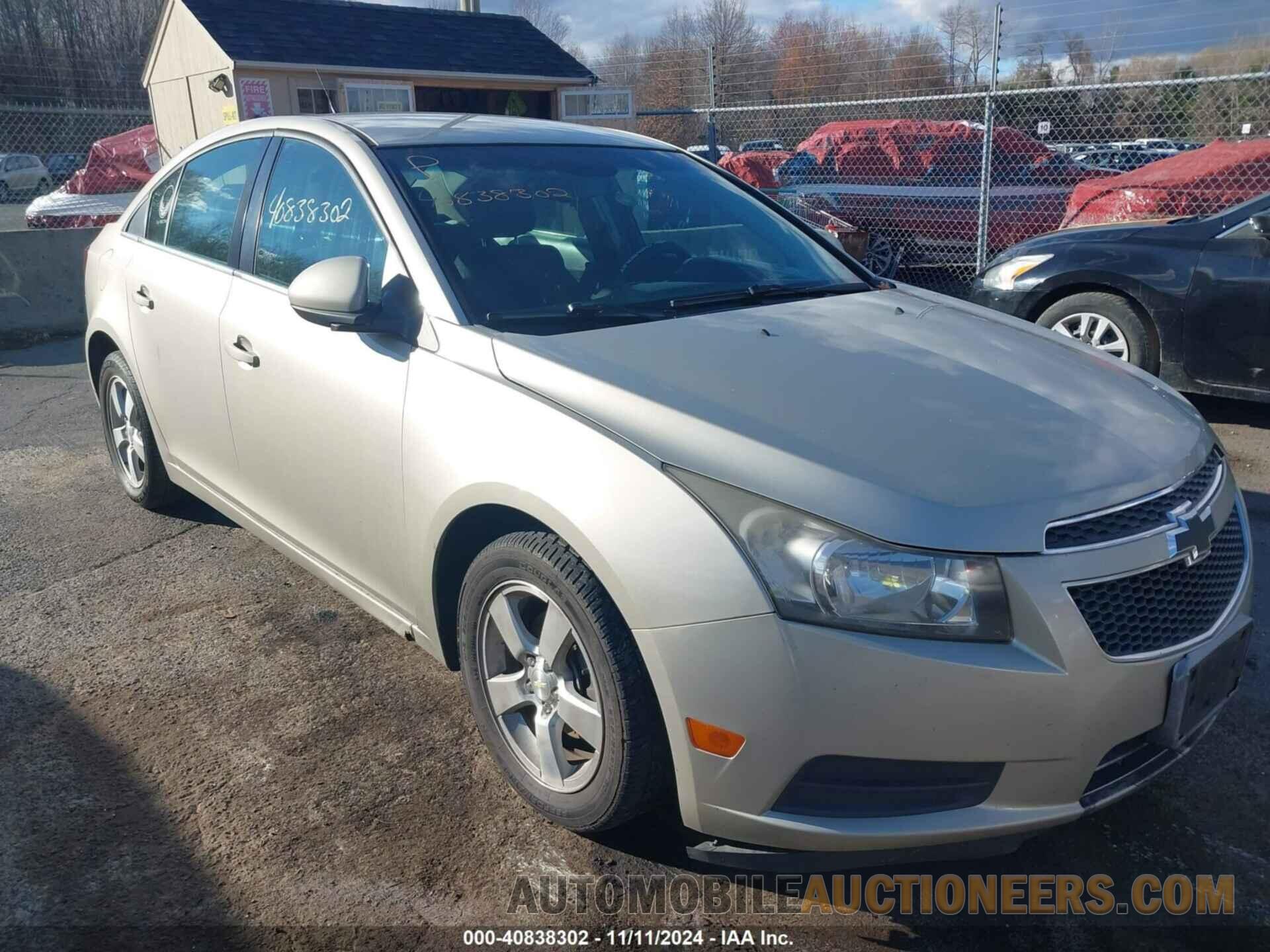 1G1PC5SB9D7153757 CHEVROLET CRUZE 2013