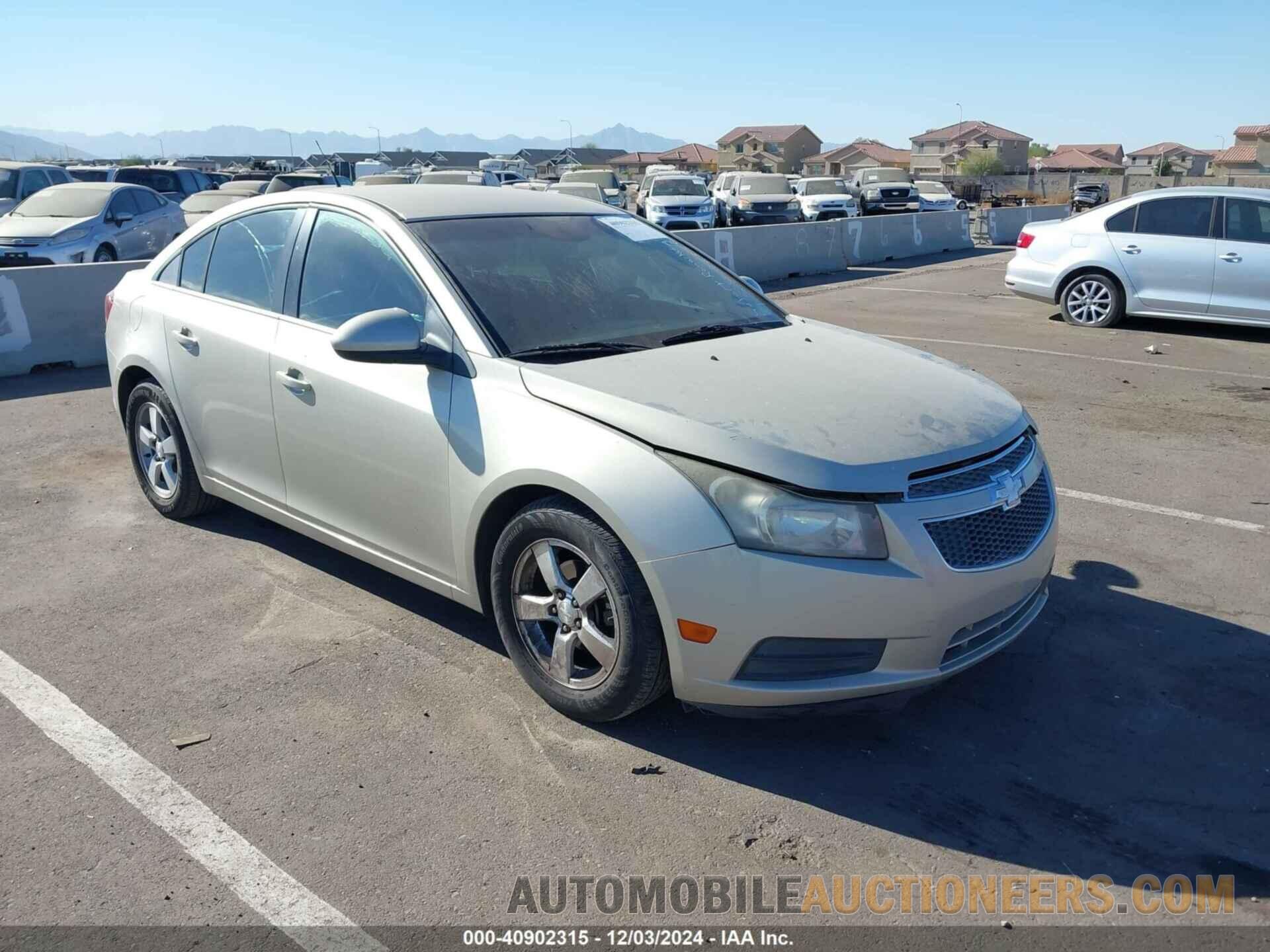 1G1PC5SB9D7158263 CHEVROLET CRUZE 2013