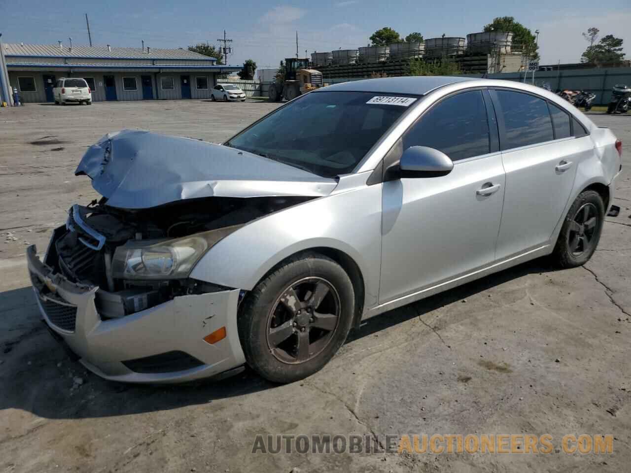 1G1PC5SB9E7105046 CHEVROLET CRUZE 2014