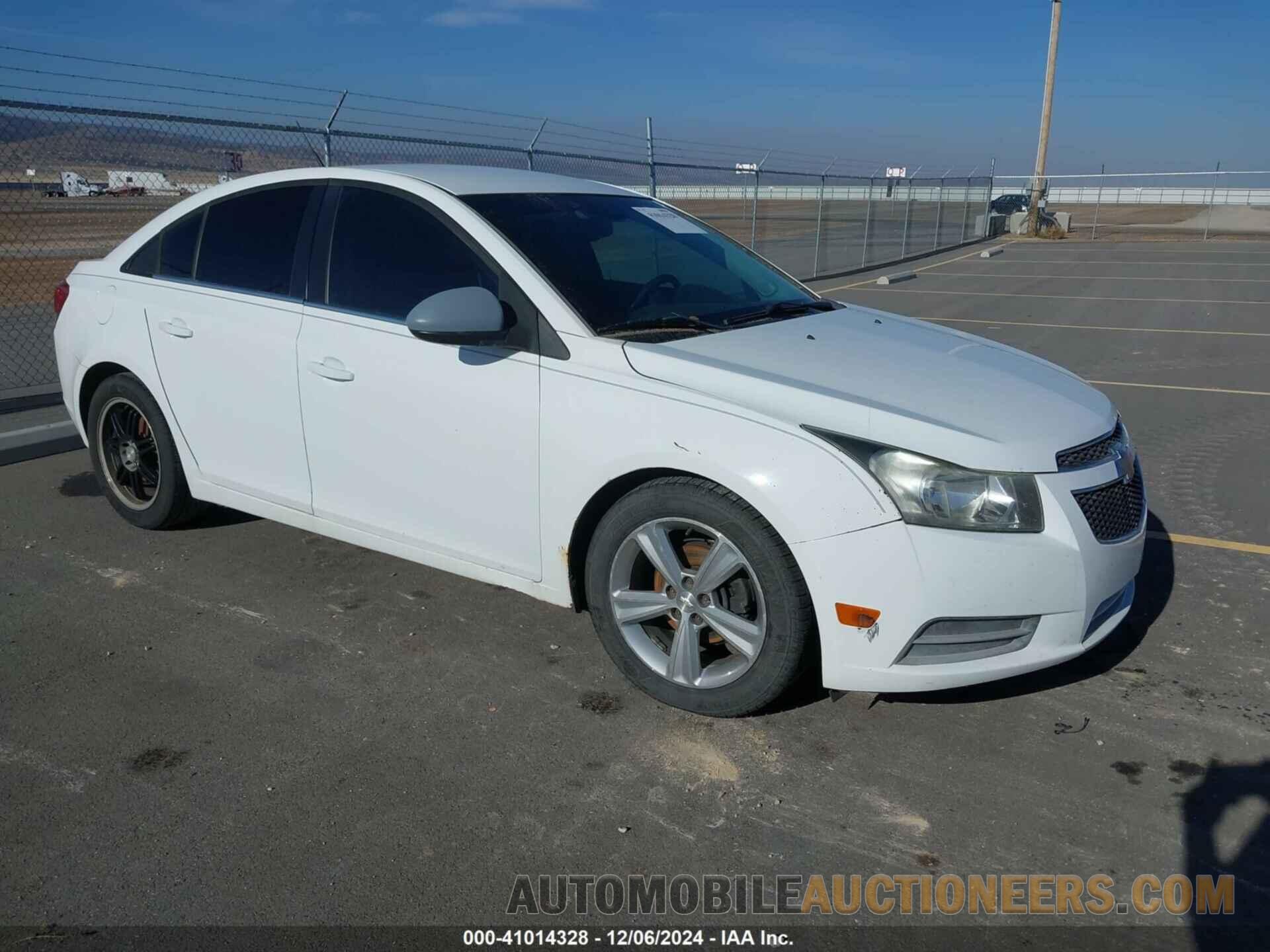 1G1PC5SBXD7207440 CHEVROLET CRUZE 2013