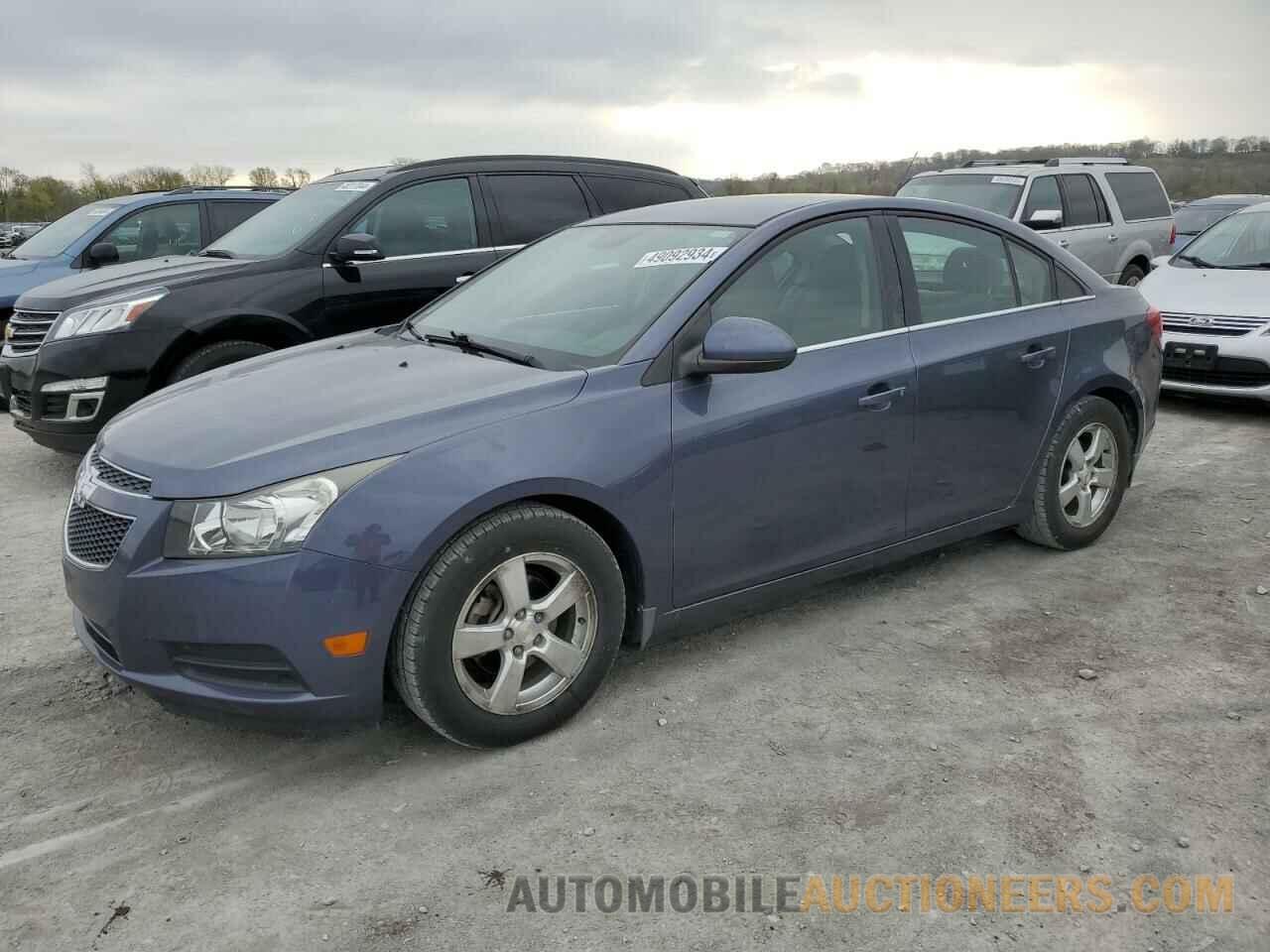 1G1PC5SBXD7213156 CHEVROLET CRUZE 2013