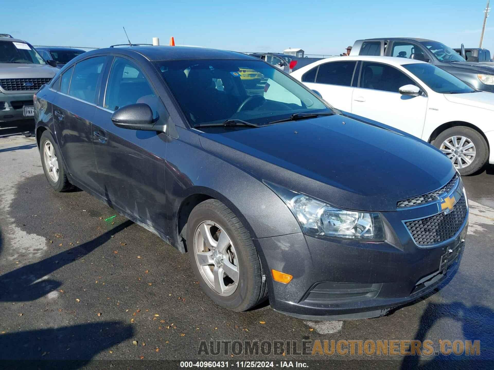 1G1PC5SBXD7307019 CHEVROLET CRUZE 2013