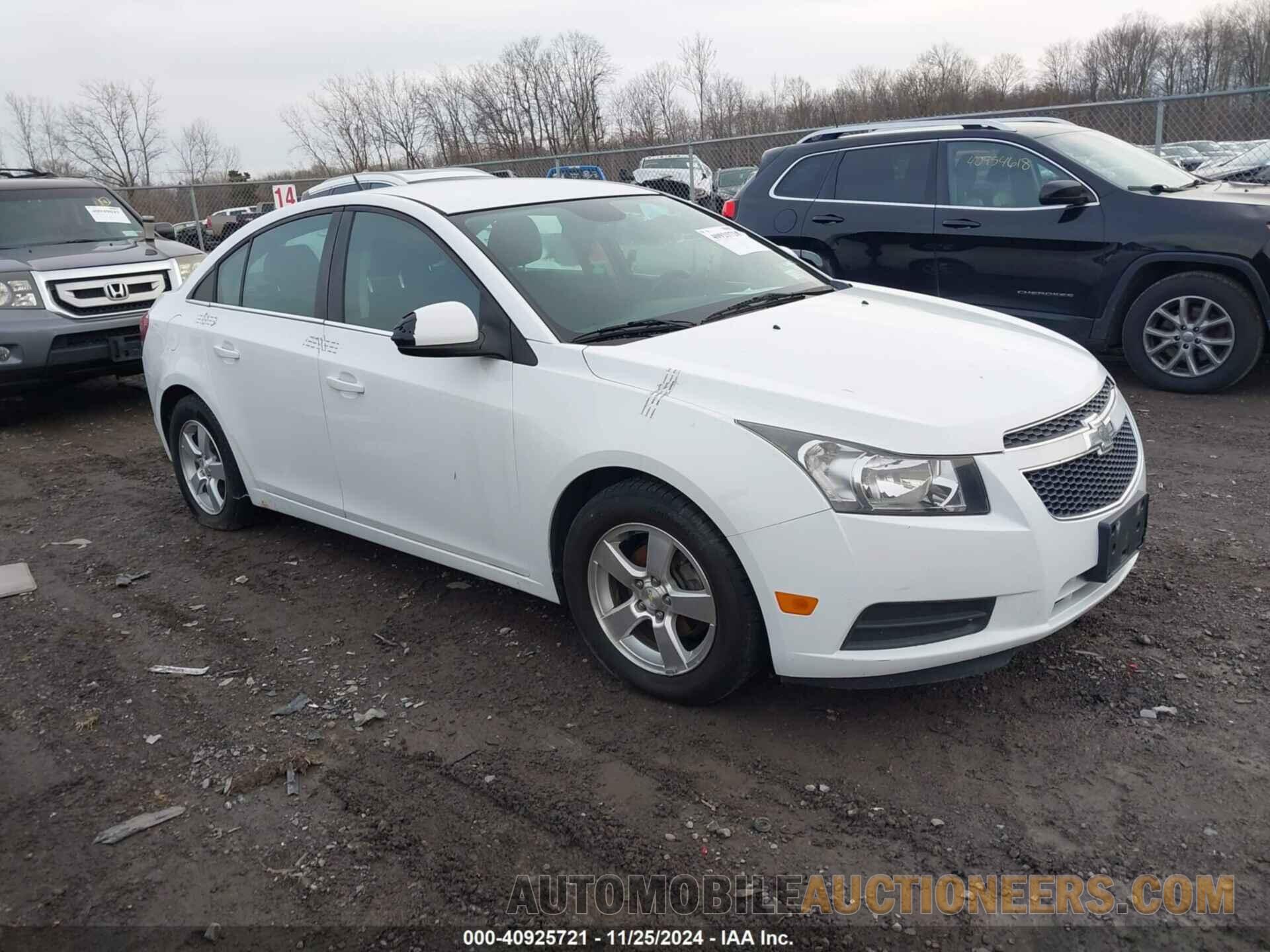 1G1PC5SBXE7171105 CHEVROLET CRUZE 2014