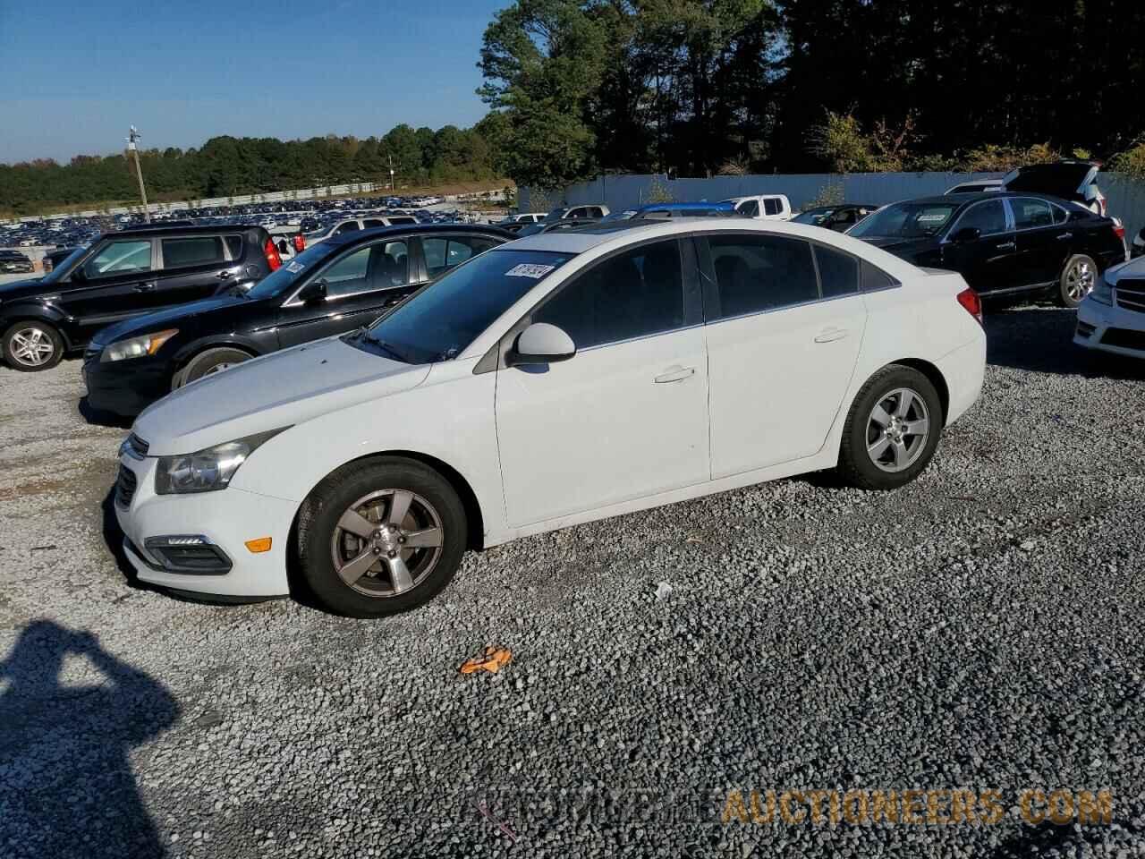 1G1PC5SBXF7198242 CHEVROLET CRUZE 2015