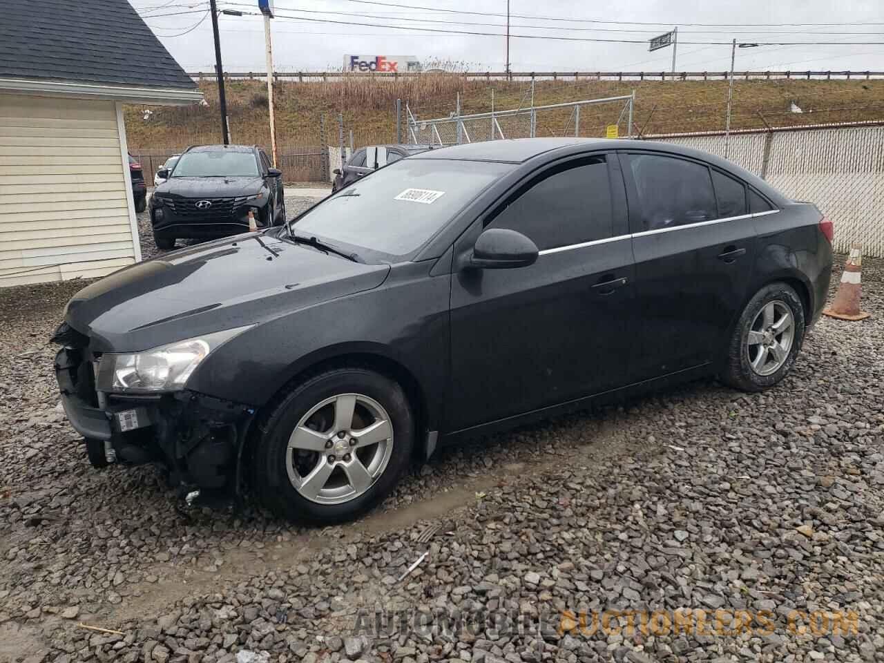 1G1PC5SBXF7245902 CHEVROLET CRUZE 2015