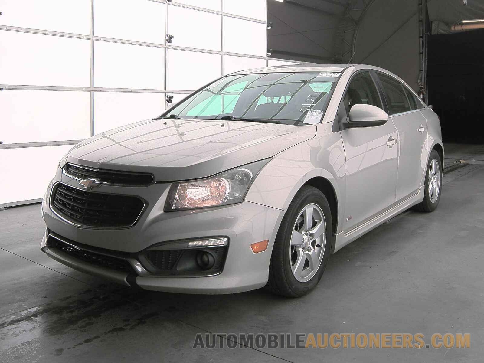 1G1PC5SBXF7292380 Chevrolet Cruze 2015