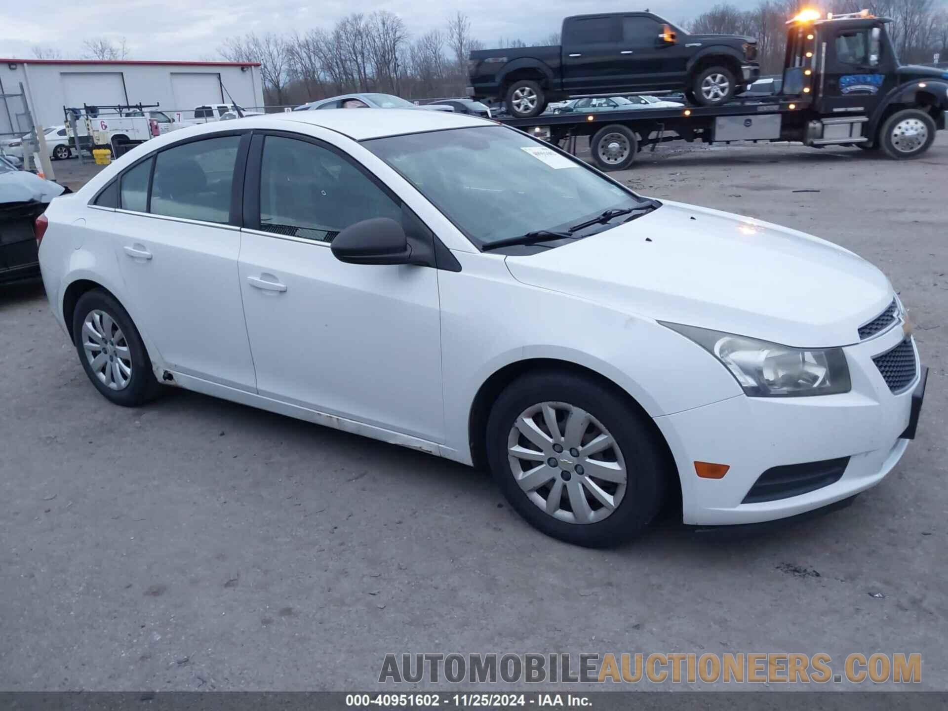 1G1PC5SH0B7194747 CHEVROLET CRUZE 2011