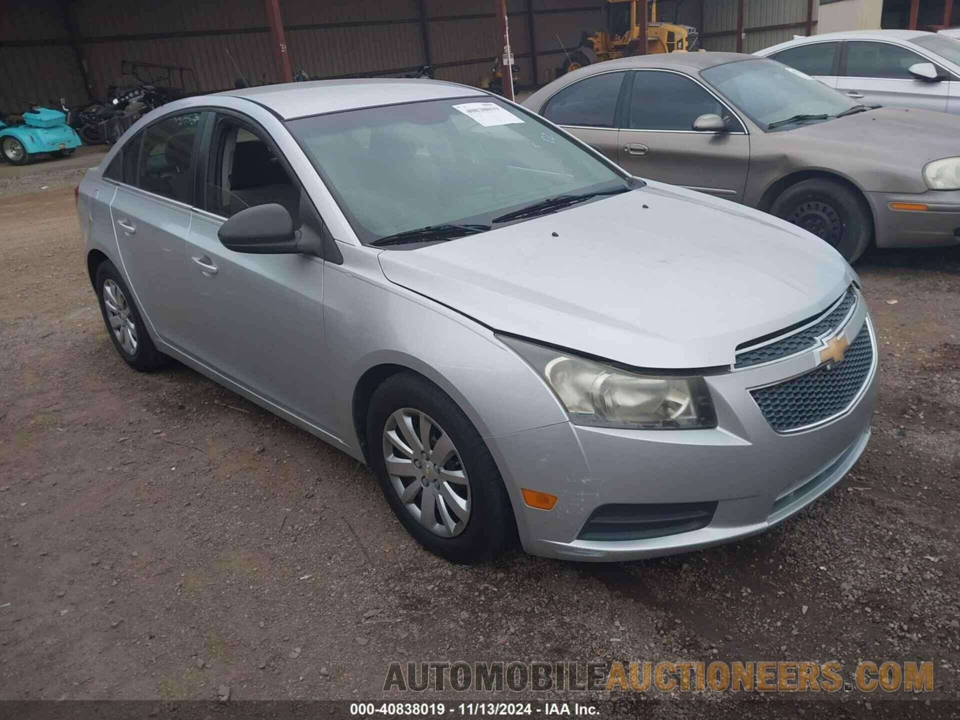 1G1PC5SH0B7200174 CHEVROLET CRUZE 2011