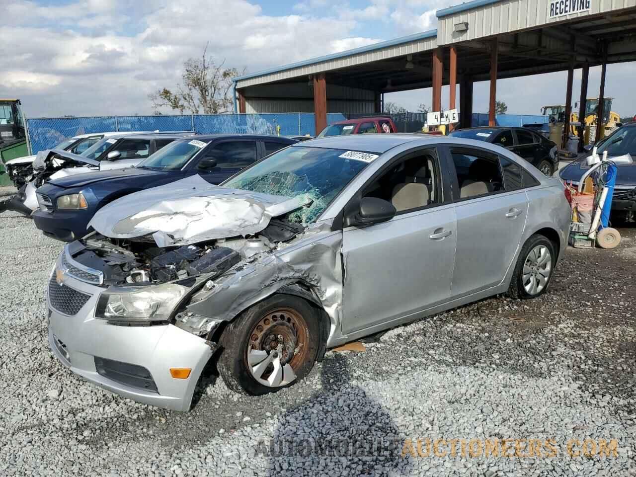 1G1PC5SH0G7137732 CHEVROLET CRUZE 2016