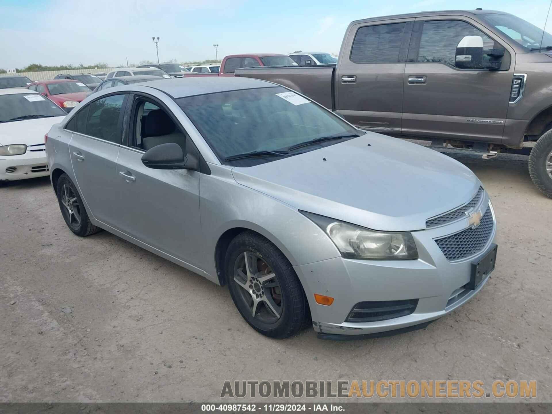 1G1PC5SH2B7138194 CHEVROLET CRUZE 2011