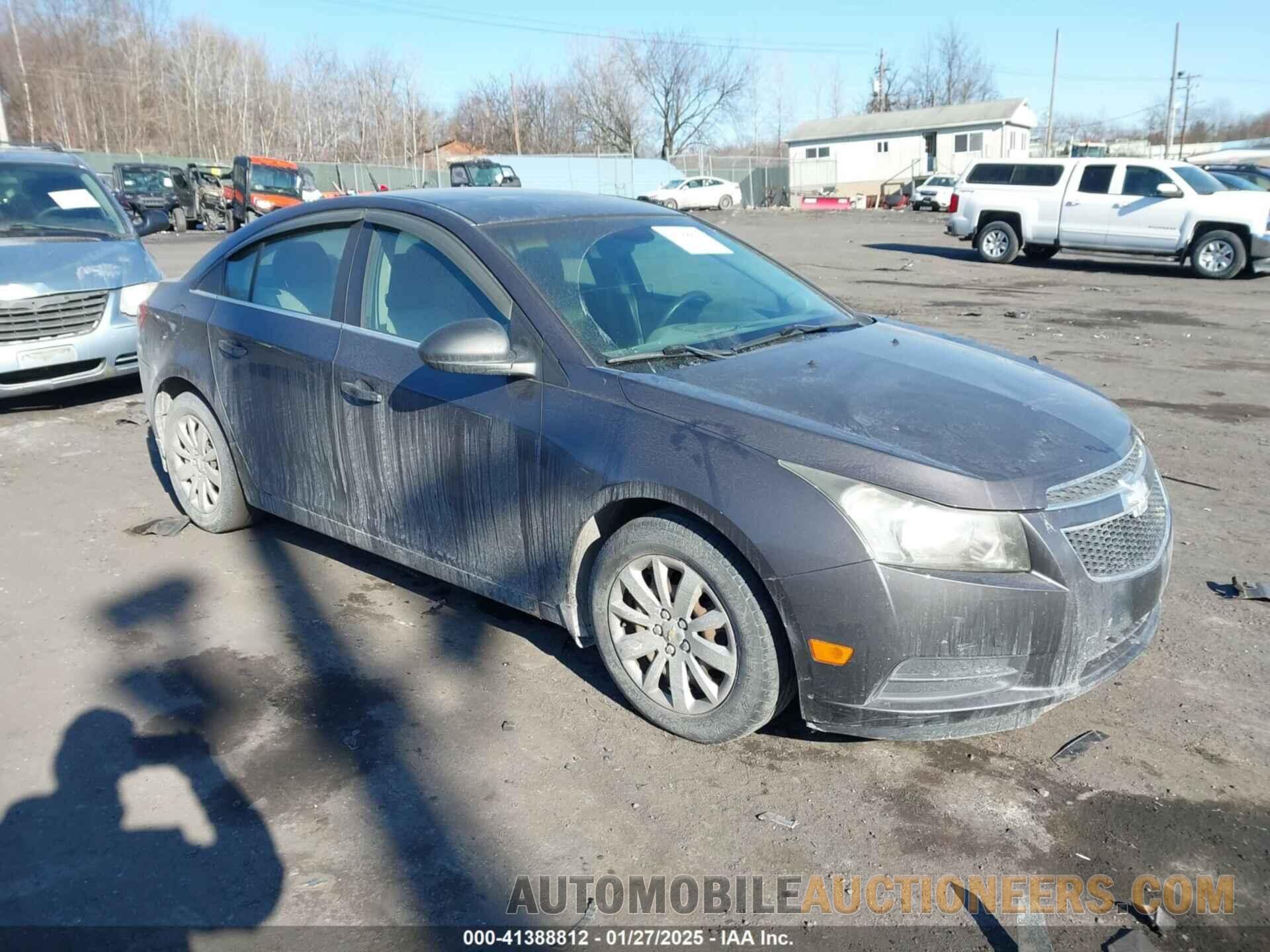 1G1PC5SH8B7125093 CHEVROLET CRUZE 2011