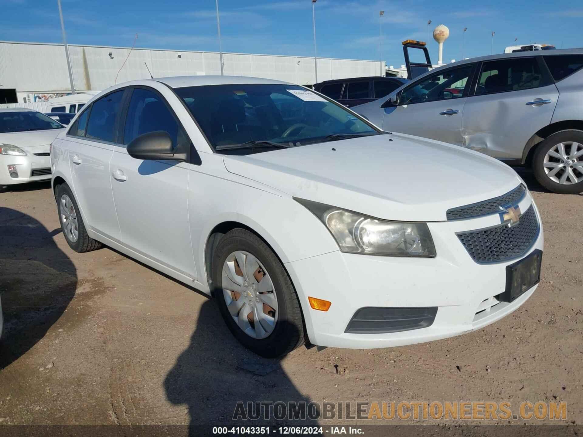 1G1PC5SH8C7138847 CHEVROLET CRUZE 2012