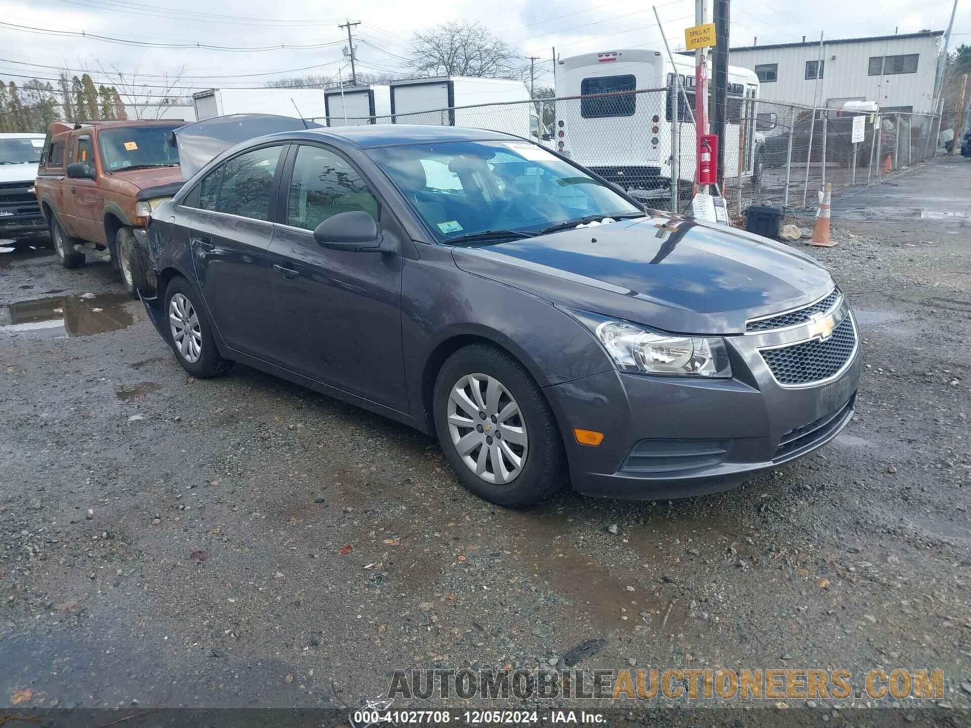 1G1PC5SH9B7192060 CHEVROLET CRUZE 2011