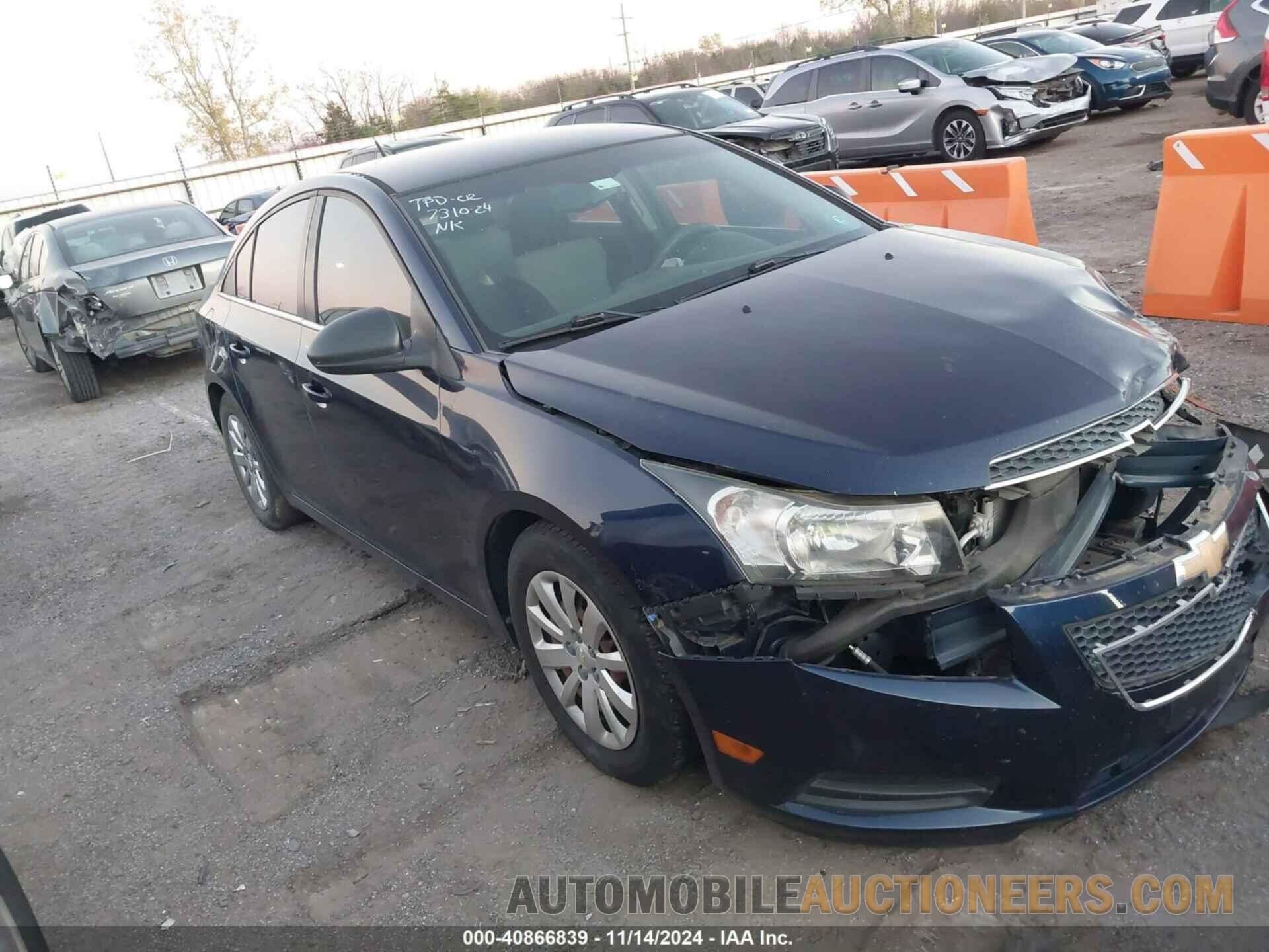 1G1PD5SH3B7209545 CHEVROLET CRUZE 2011