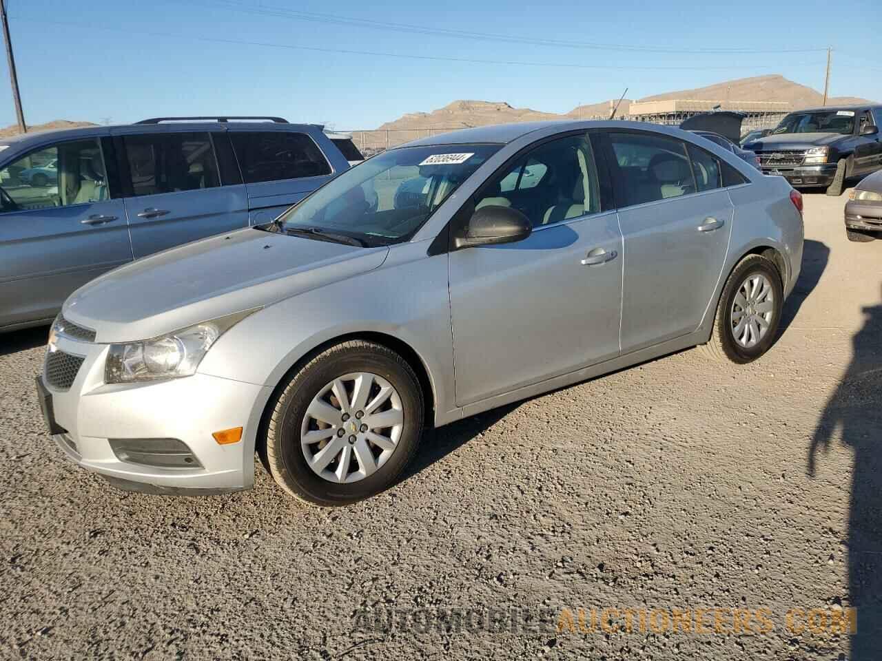 1G1PD5SH3B7298372 CHEVROLET CRUZE 2011