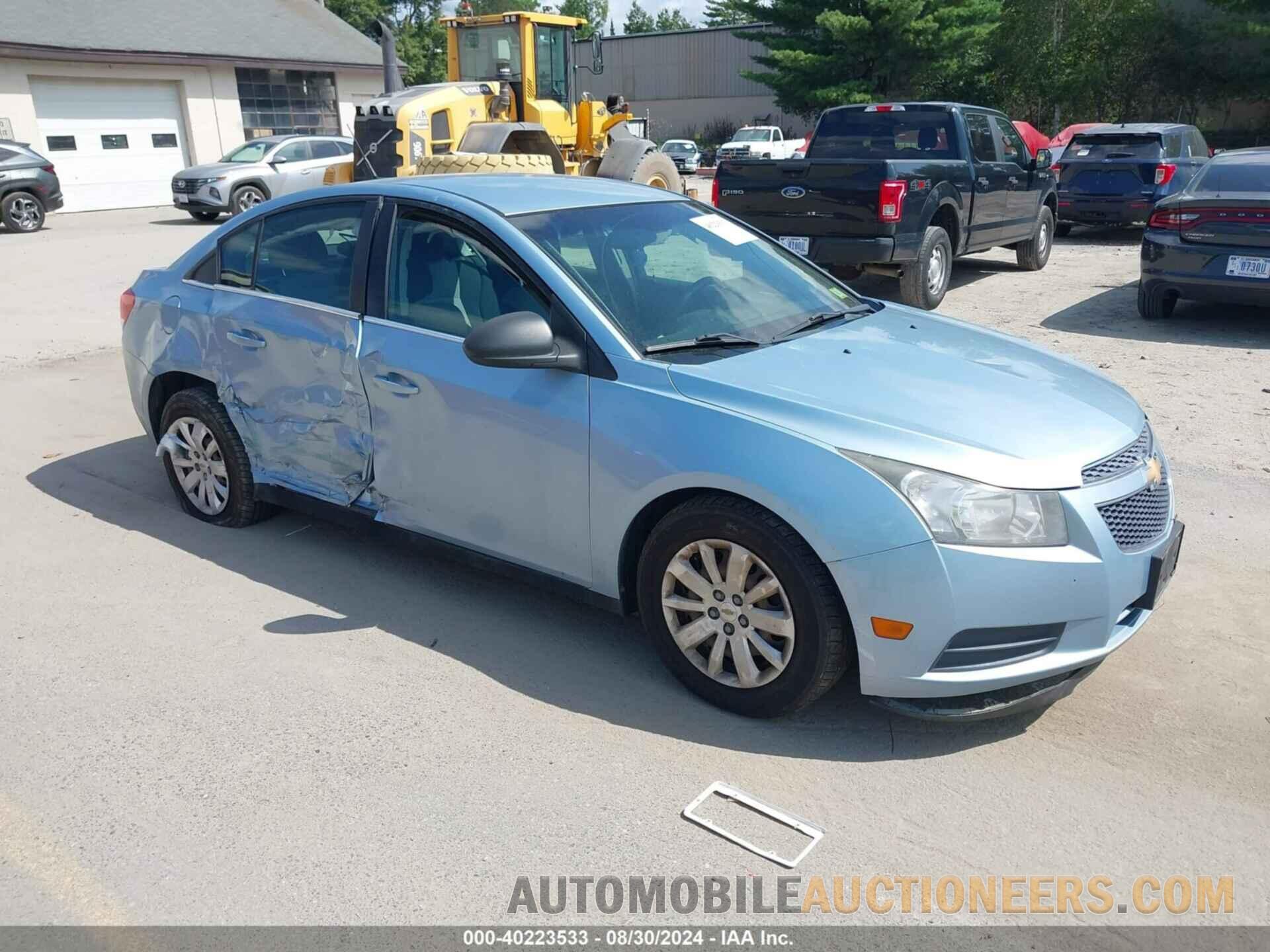 1G1PD5SH7B7182818 CHEVROLET CRUZE 2011