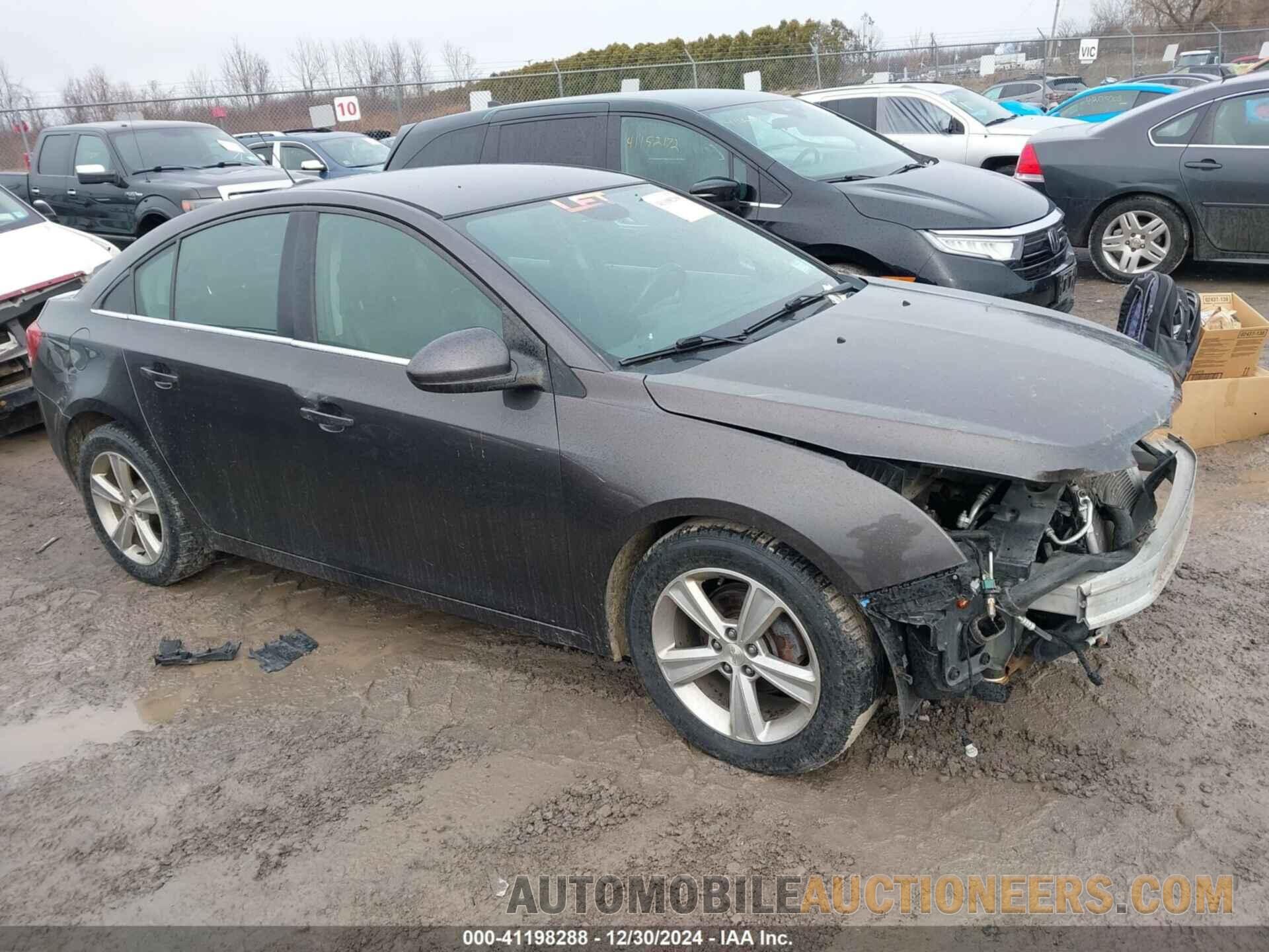 1G1PE5SB0F7147648 CHEVROLET CRUZE 2015