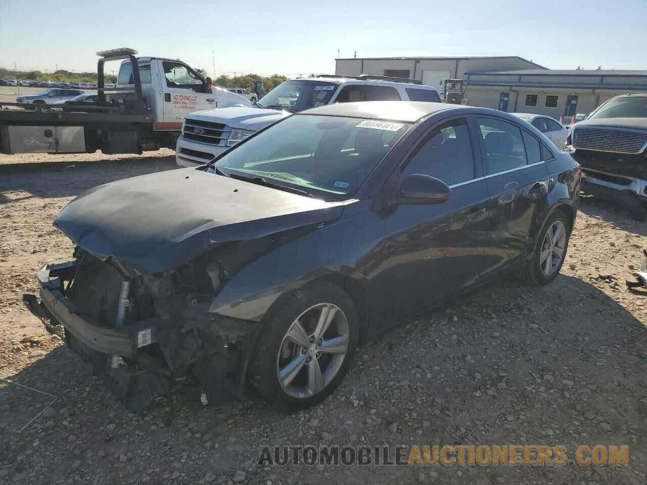 1G1PE5SB0F7236054 CHEVROLET CRUZE 2015