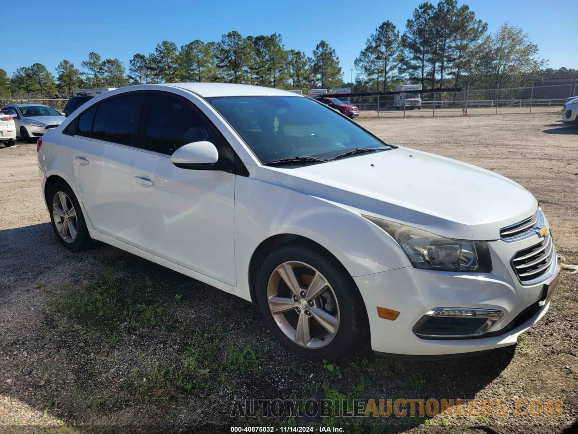 1G1PE5SB0F7264856 CHEVROLET CRUZE 2015