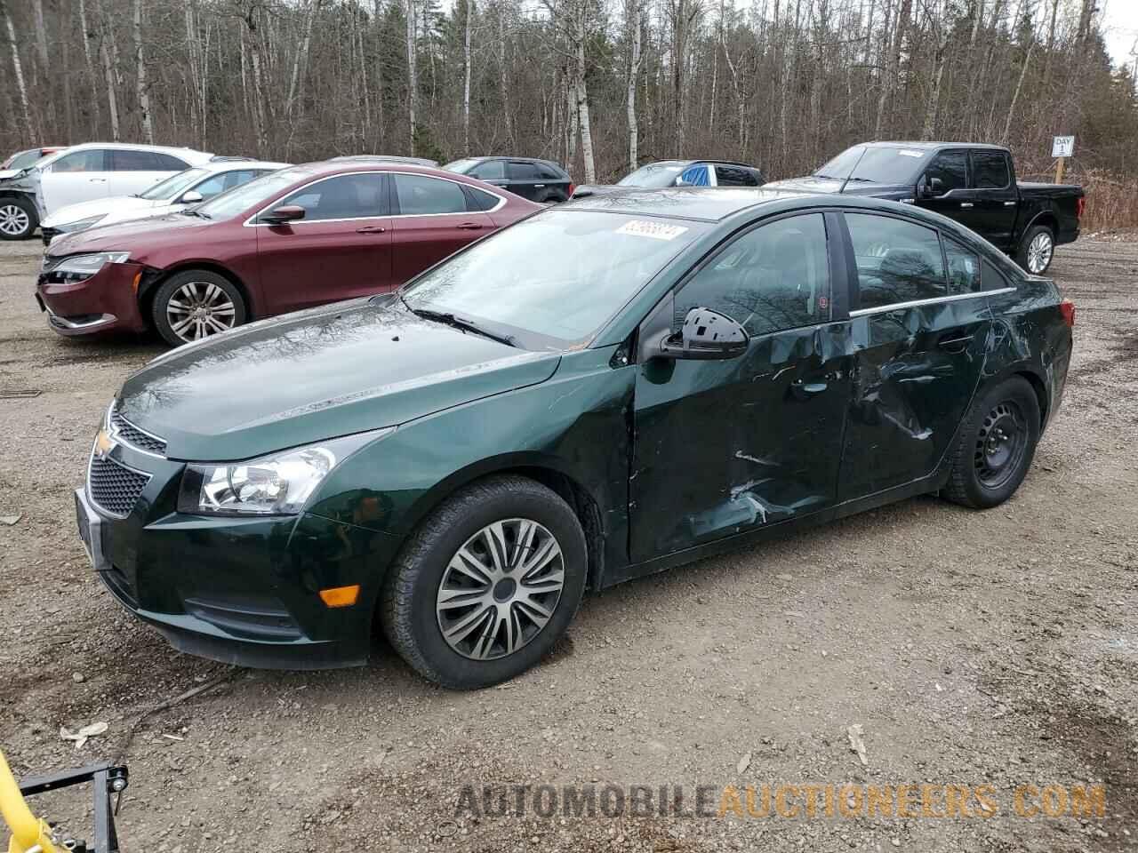 1G1PE5SB1E7335366 CHEVROLET CRUZE 2014