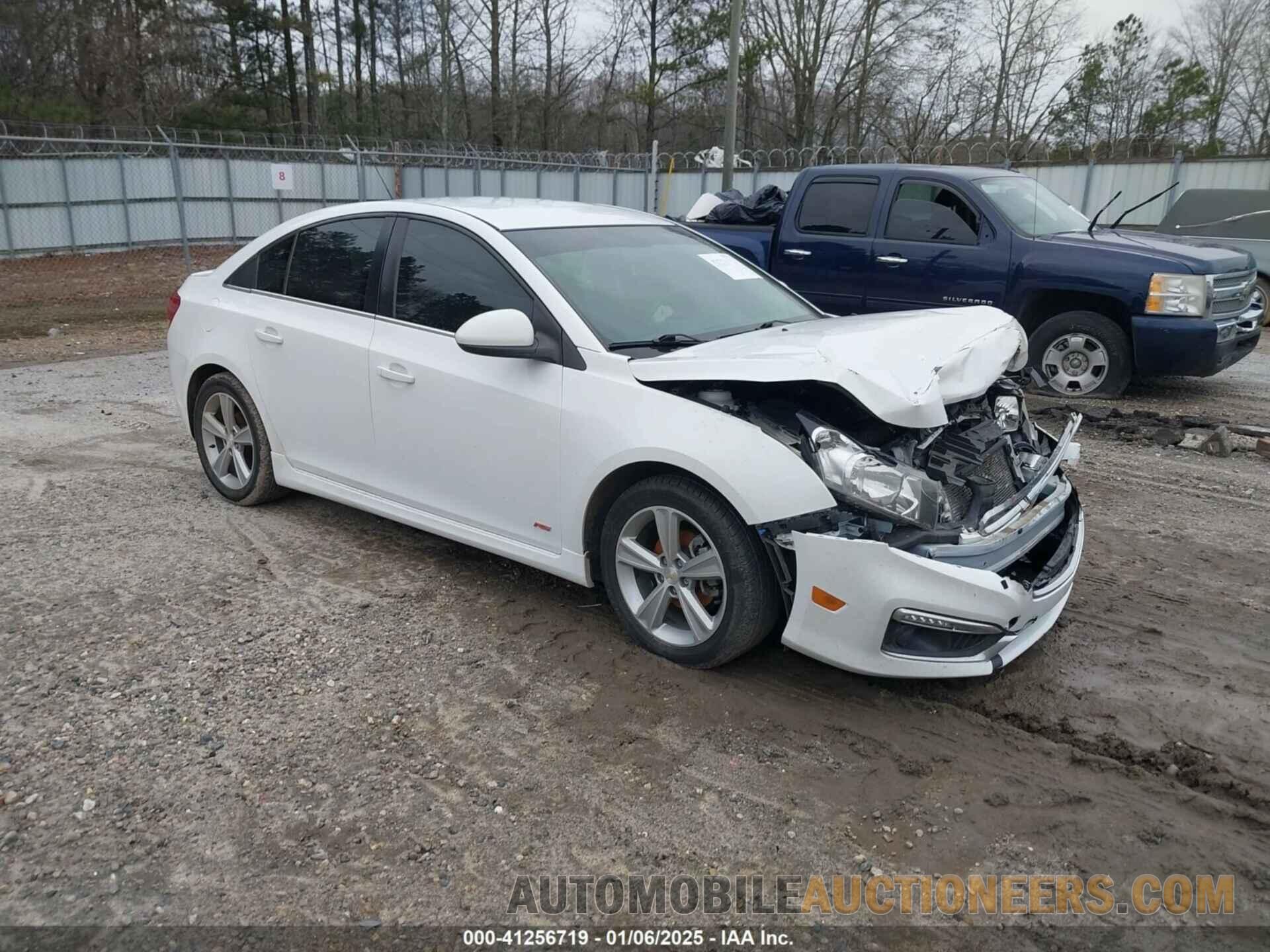 1G1PE5SB1F7121625 CHEVROLET CRUZE 2015