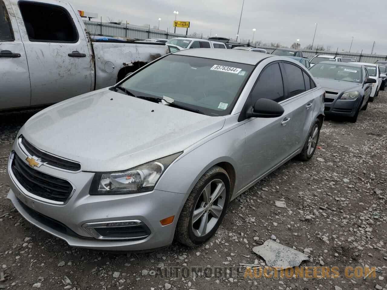 1G1PE5SB1F7139669 CHEVROLET CRUZE 2015