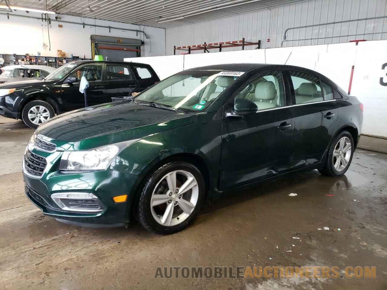 1G1PE5SB1F7226035 CHEVROLET CRUZE 2015