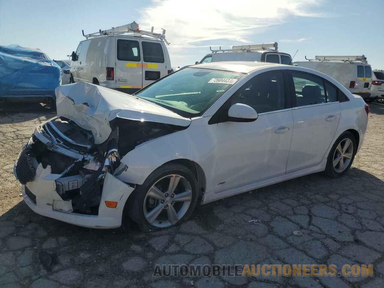 1G1PE5SB2E7340852 CHEVROLET CRUZE 2014