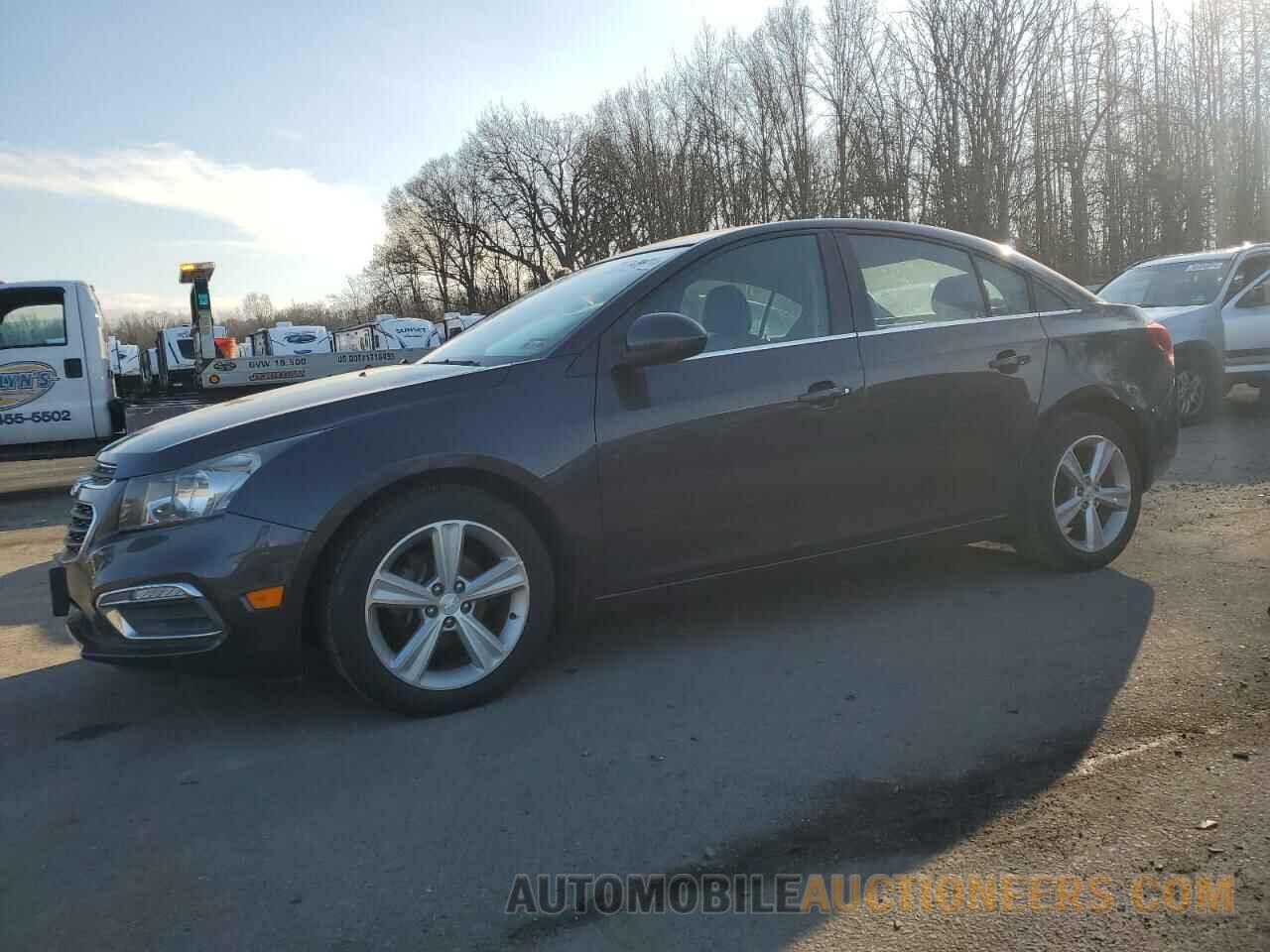 1G1PE5SB2F7280055 CHEVROLET CRUZE 2015