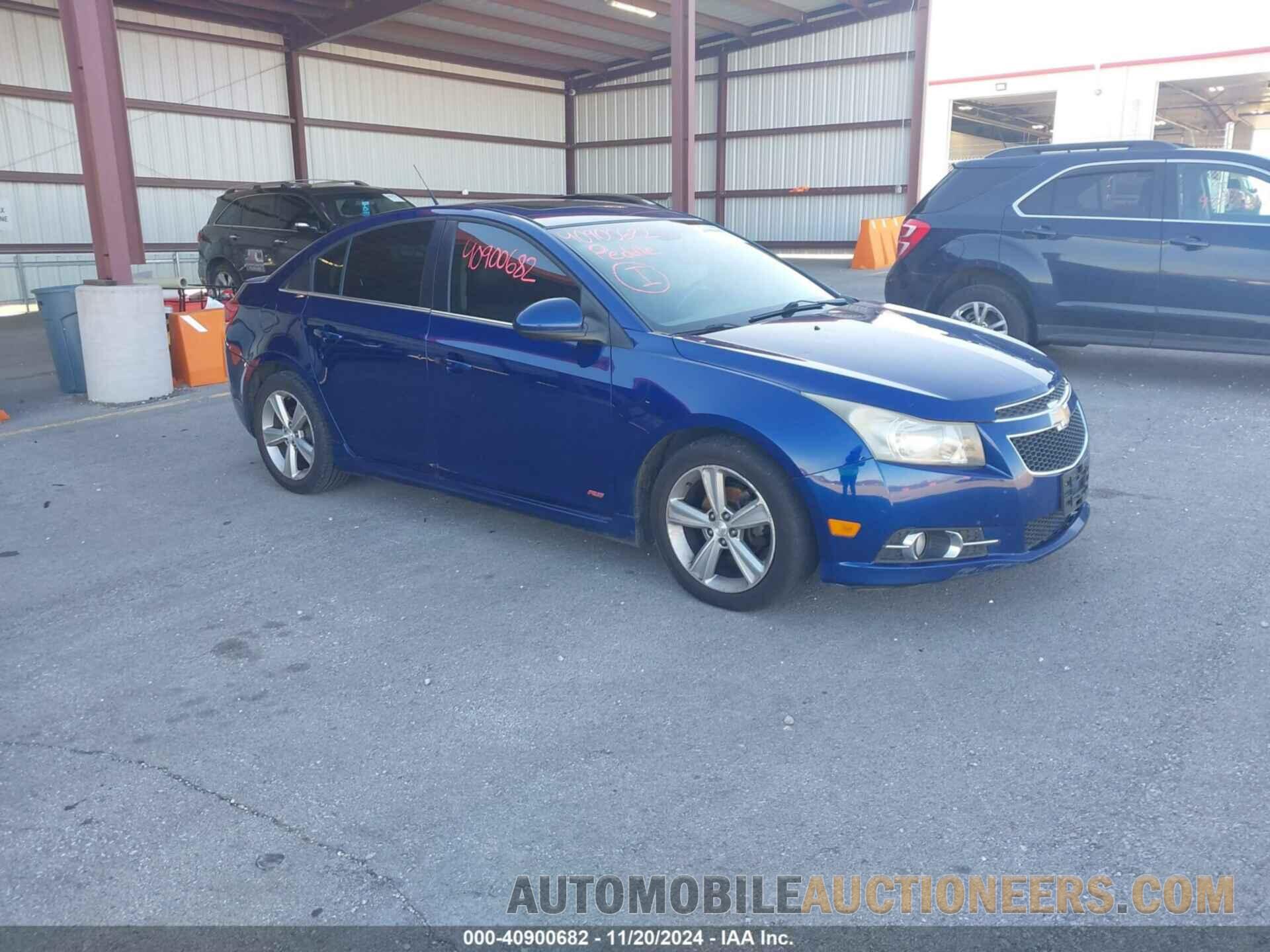 1G1PE5SB3D7154929 CHEVROLET CRUZE 2013