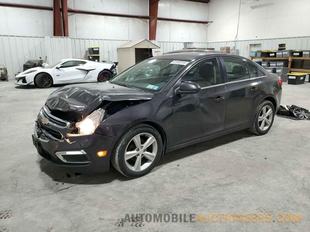 1G1PE5SB3F7177629 CHEVROLET CRUZE 2015