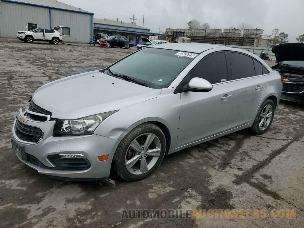 1G1PE5SB3F7226408 CHEVROLET CRUZE 2015