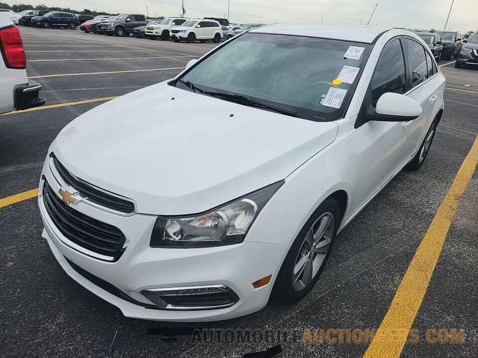 1G1PE5SB4F7127581 Chevrolet Cruze 2015