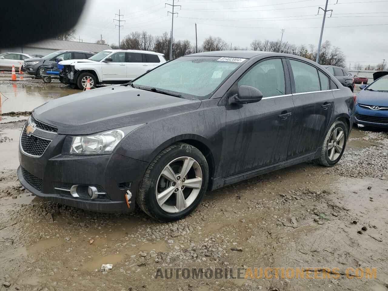 1G1PE5SB5E7383047 CHEVROLET CRUZE 2014