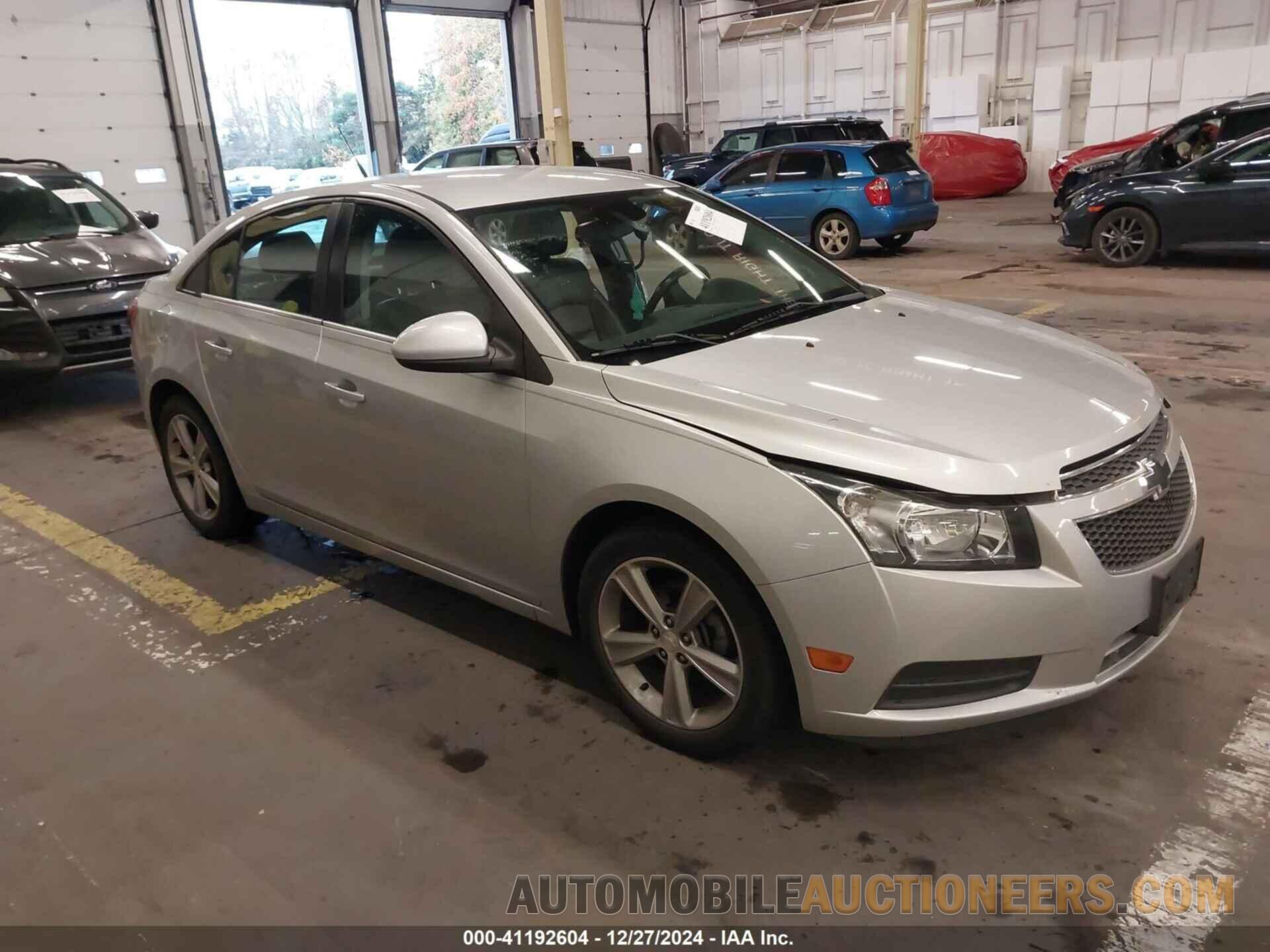 1G1PE5SB5E7395604 CHEVROLET CRUZE 2014