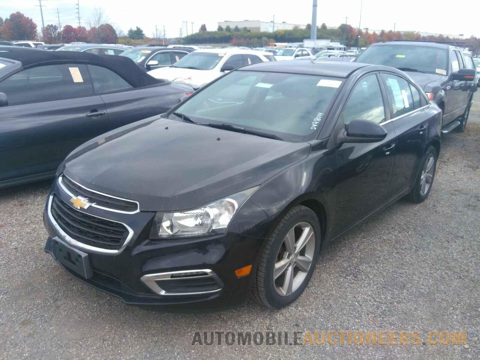 1G1PE5SB5F7297884 Chevrolet Cruze 2015