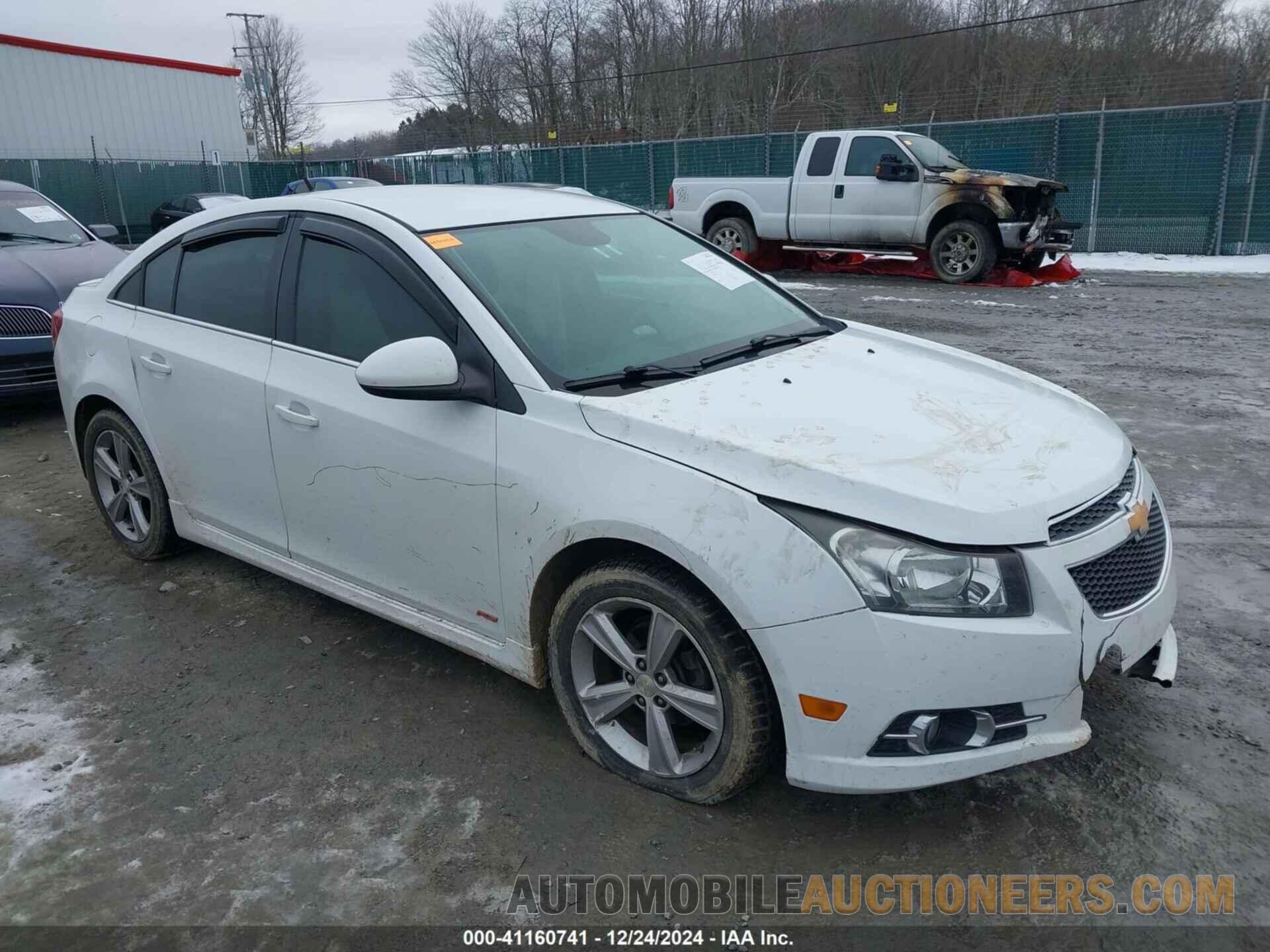 1G1PE5SB6E7327523 CHEVROLET CRUZE 2014