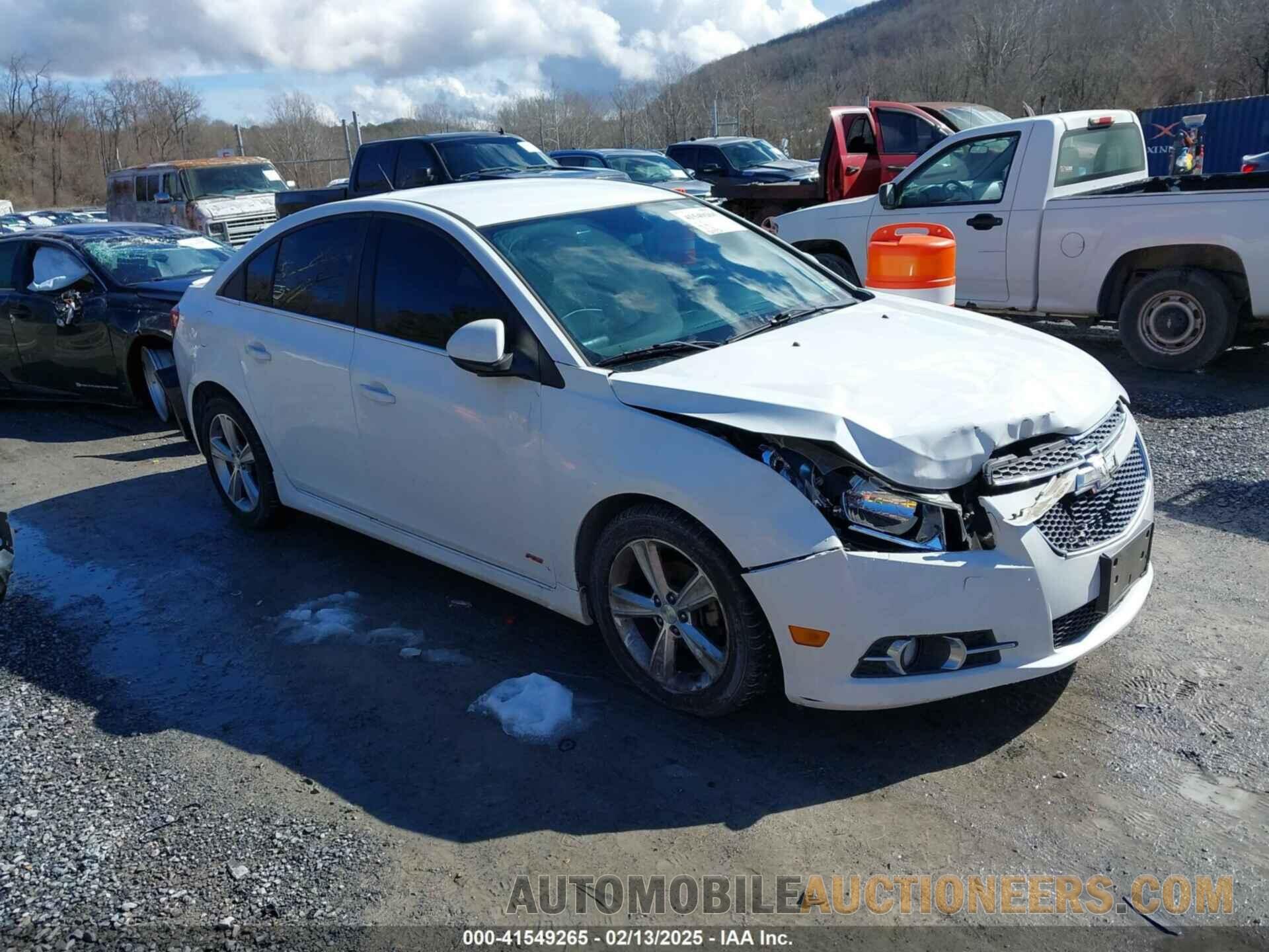 1G1PE5SB7E7375418 CHEVROLET CRUZE 2014