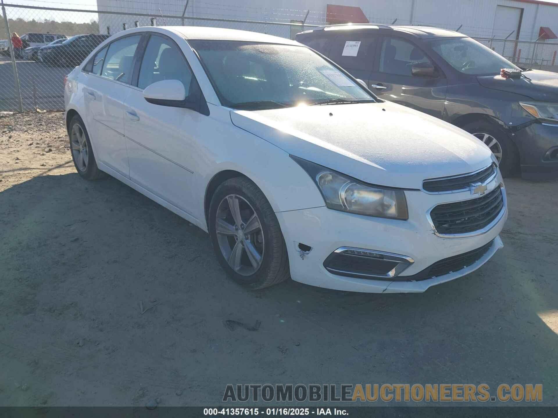 1G1PE5SB7F7258035 CHEVROLET CRUZE 2015