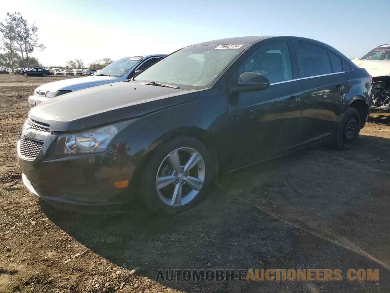 1G1PE5SB8E7225382 CHEVROLET CRUZE 2014