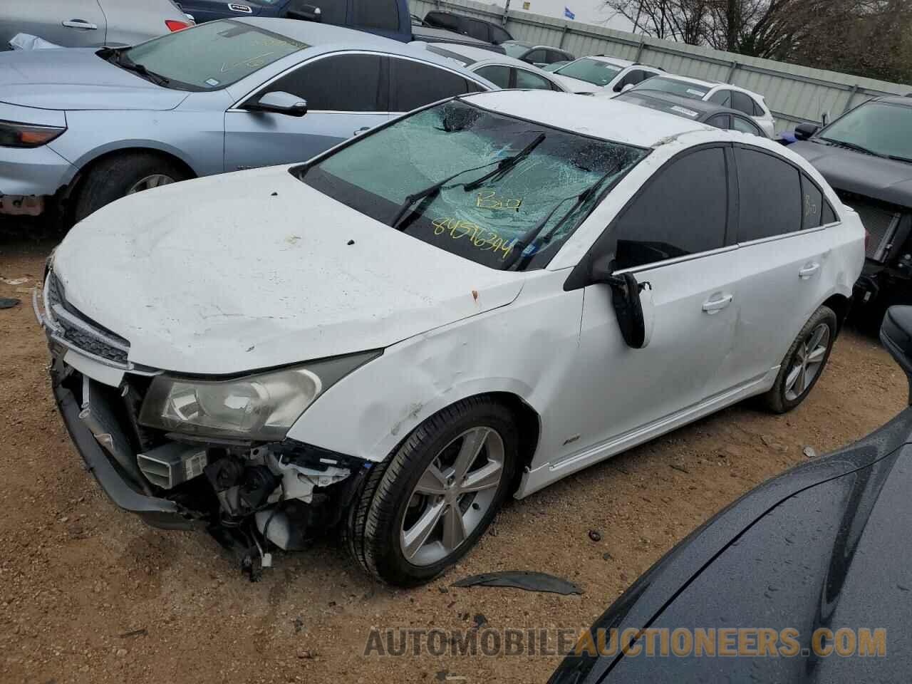 1G1PE5SB8E7360409 CHEVROLET CRUZE 2014