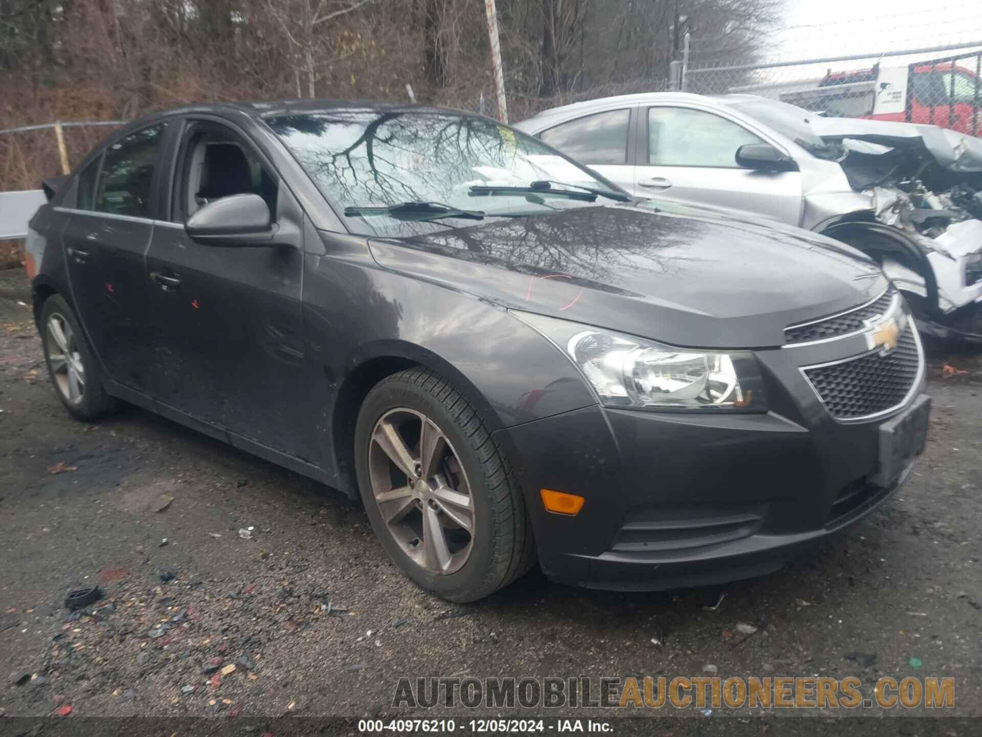 1G1PE5SB8E7482641 CHEVROLET CRUZE 2014