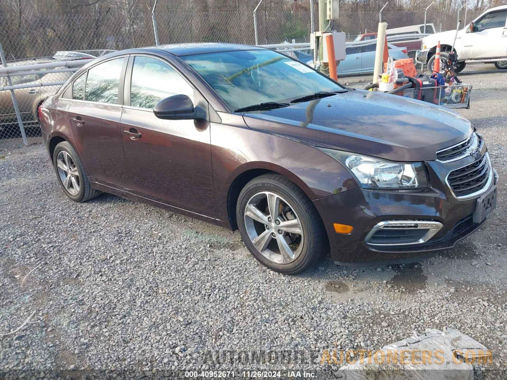 1G1PE5SB8F7144755 CHEVROLET CRUZE 2015