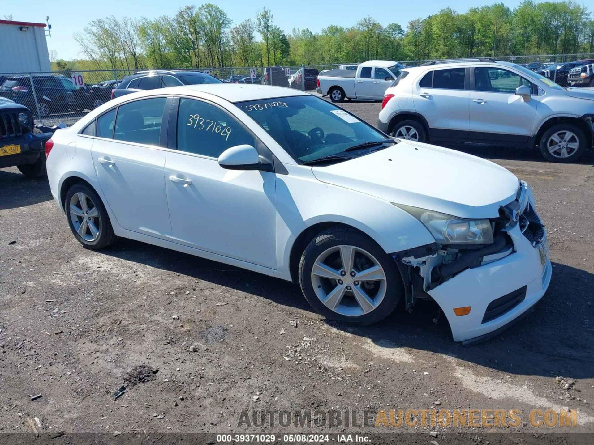 1G1PE5SB9E7386257 CHEVROLET CRUZE 2014