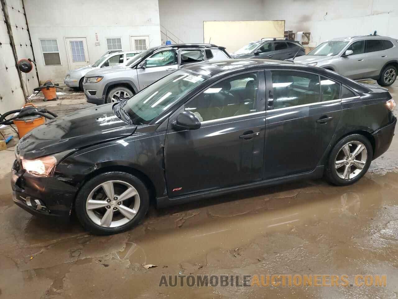 1G1PE5SB9E7477948 CHEVROLET CRUZE 2014