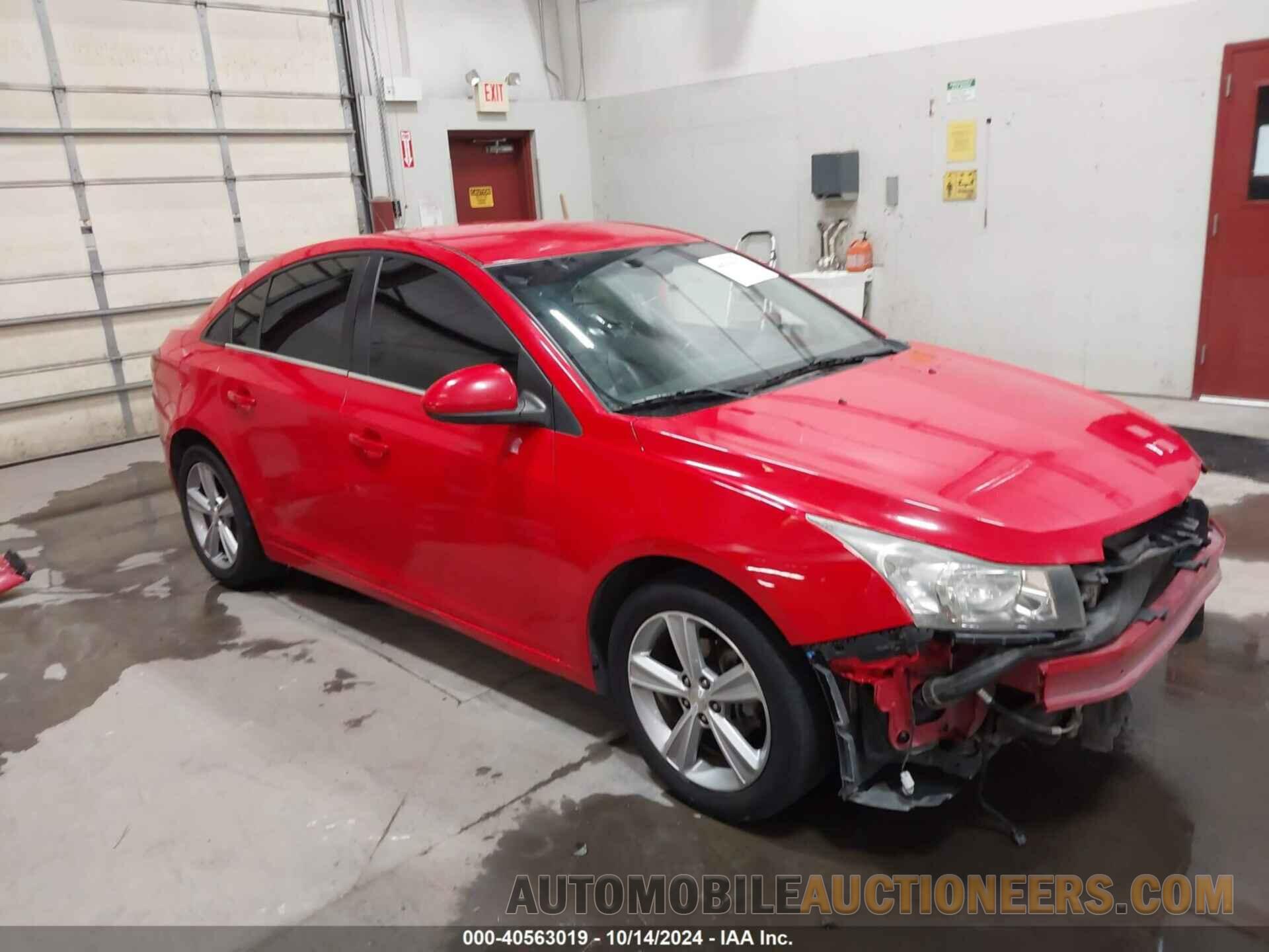 1G1PE5SB9F7152931 CHEVROLET CRUZE 2015